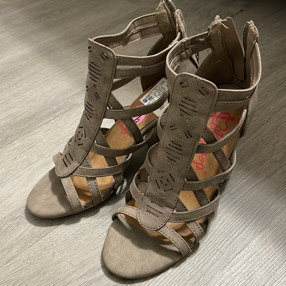 Tan Heels